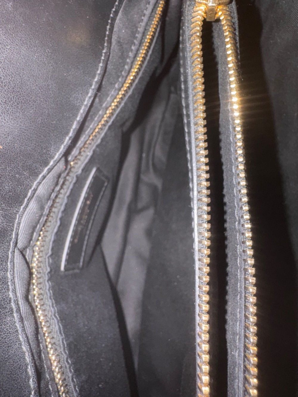 Yves Saint Laurent Black Quilted Leather Shoulder Bag with Gold YSL - Picture 9 of 10